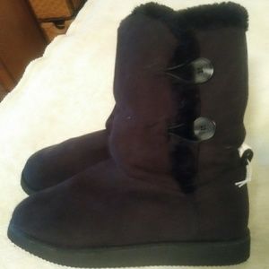 3/$45 NWT Old Navy Fur Lined Half Boot